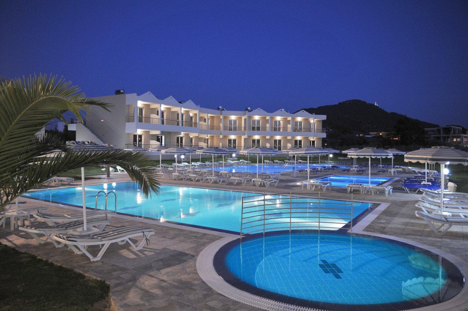 Emerald Hotel Kremasti  Exterior photo